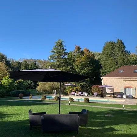 Dans Domaine Avec Piscine Et Clim