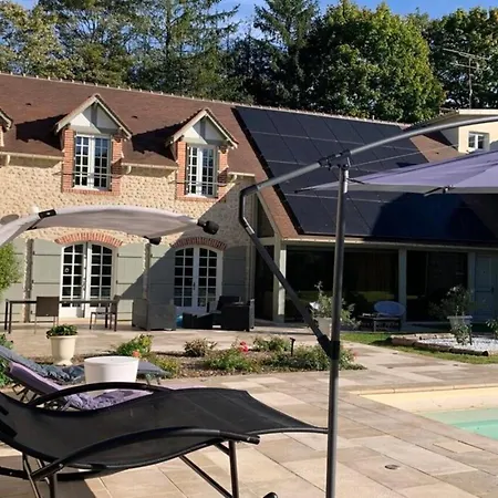 Dans Domaine Avec Piscine Et Clim Apartment