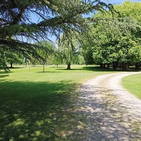 Lejlighed Dans Domaine Avec Piscine Et Clim