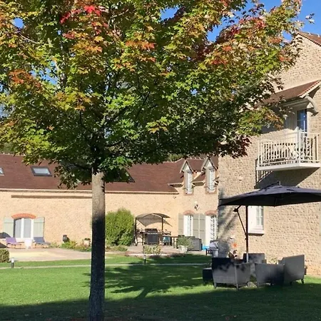 Appartement Dans Domaine Avec Piscine Et Clim Ormoy-la-Riviere