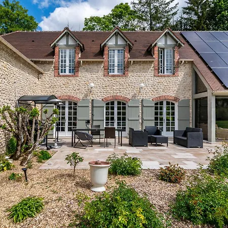 Dans Domaine Avec Piscine Et Clim *